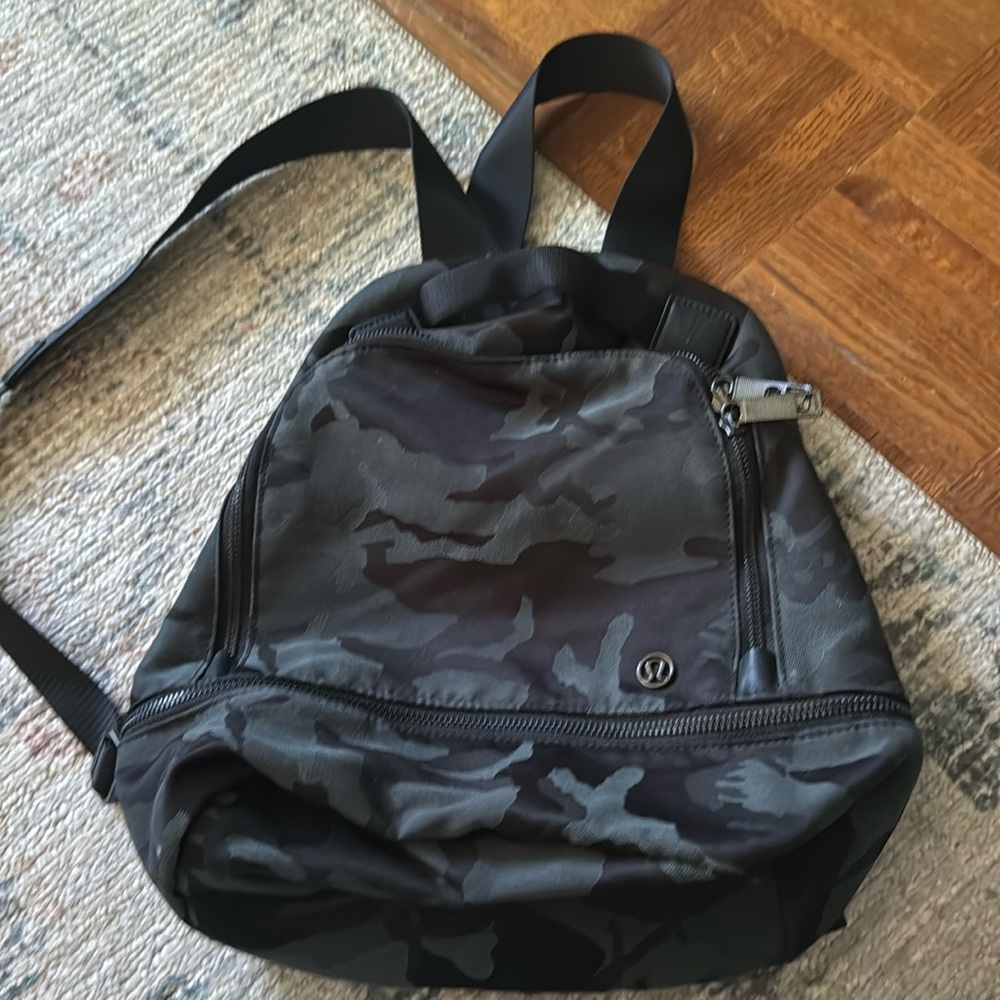 Lululemon dark Camo backpack